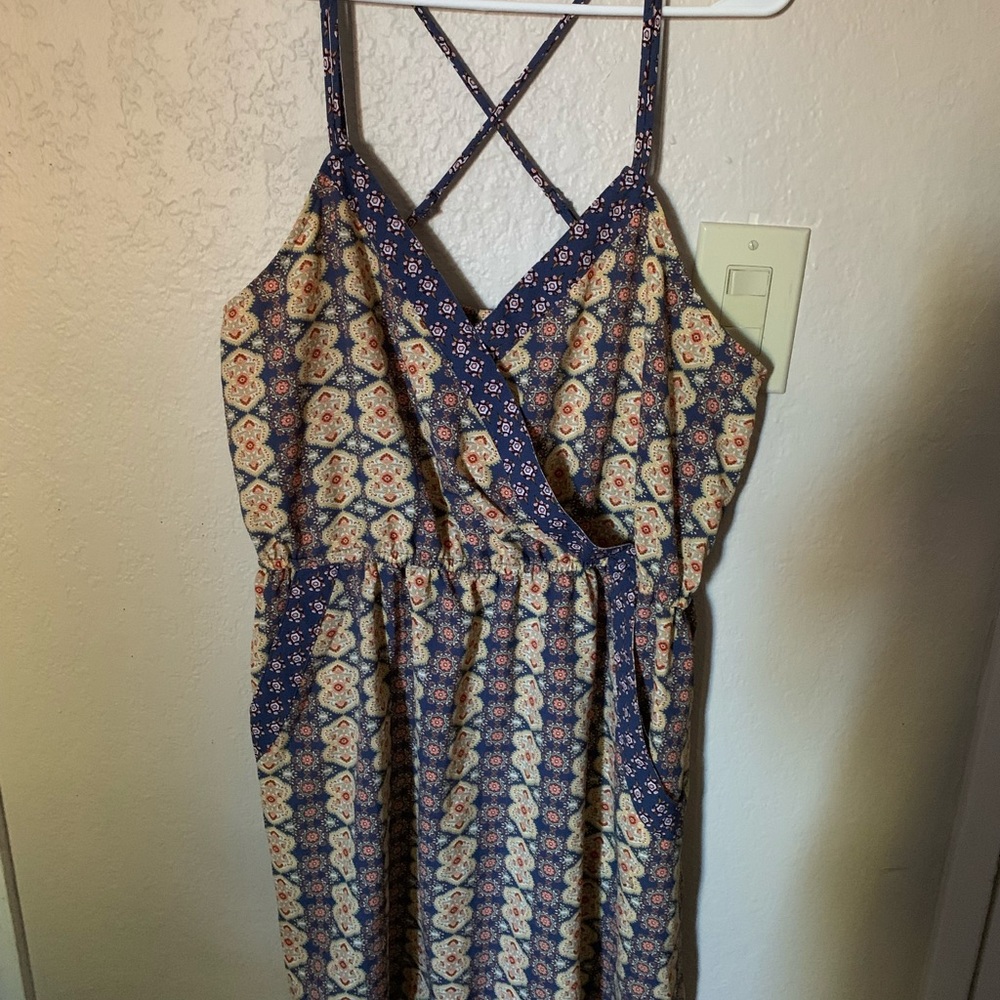 Cute summer dress with cross back straps